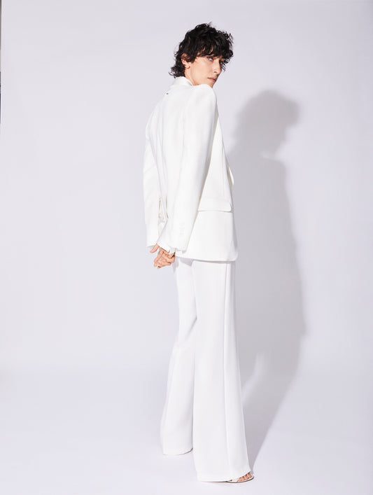 White crepe fitted suit jacket with satin collar