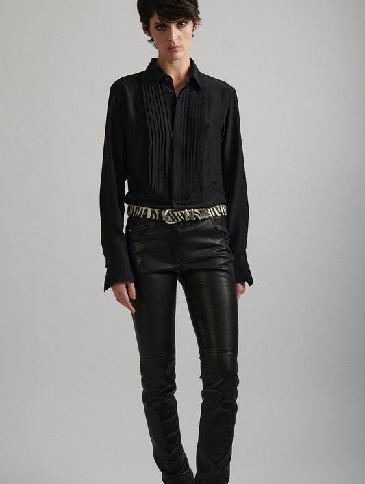 Chemise à plastron en crêpe de soie noire