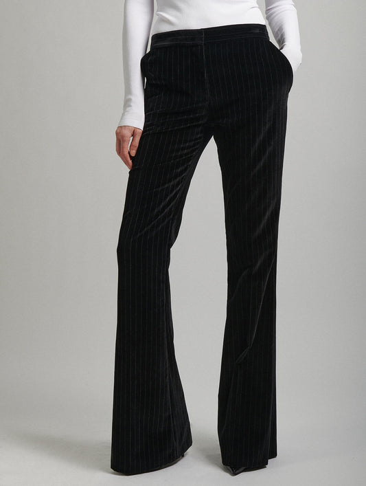 Pantalon de costume coupe bootleg en velours rayé