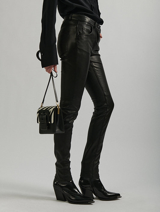 Pantalon coupe slim en cuir plongé stretch noir