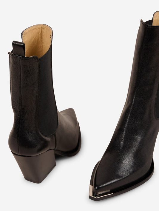 Boots élastiqués en cuir noir