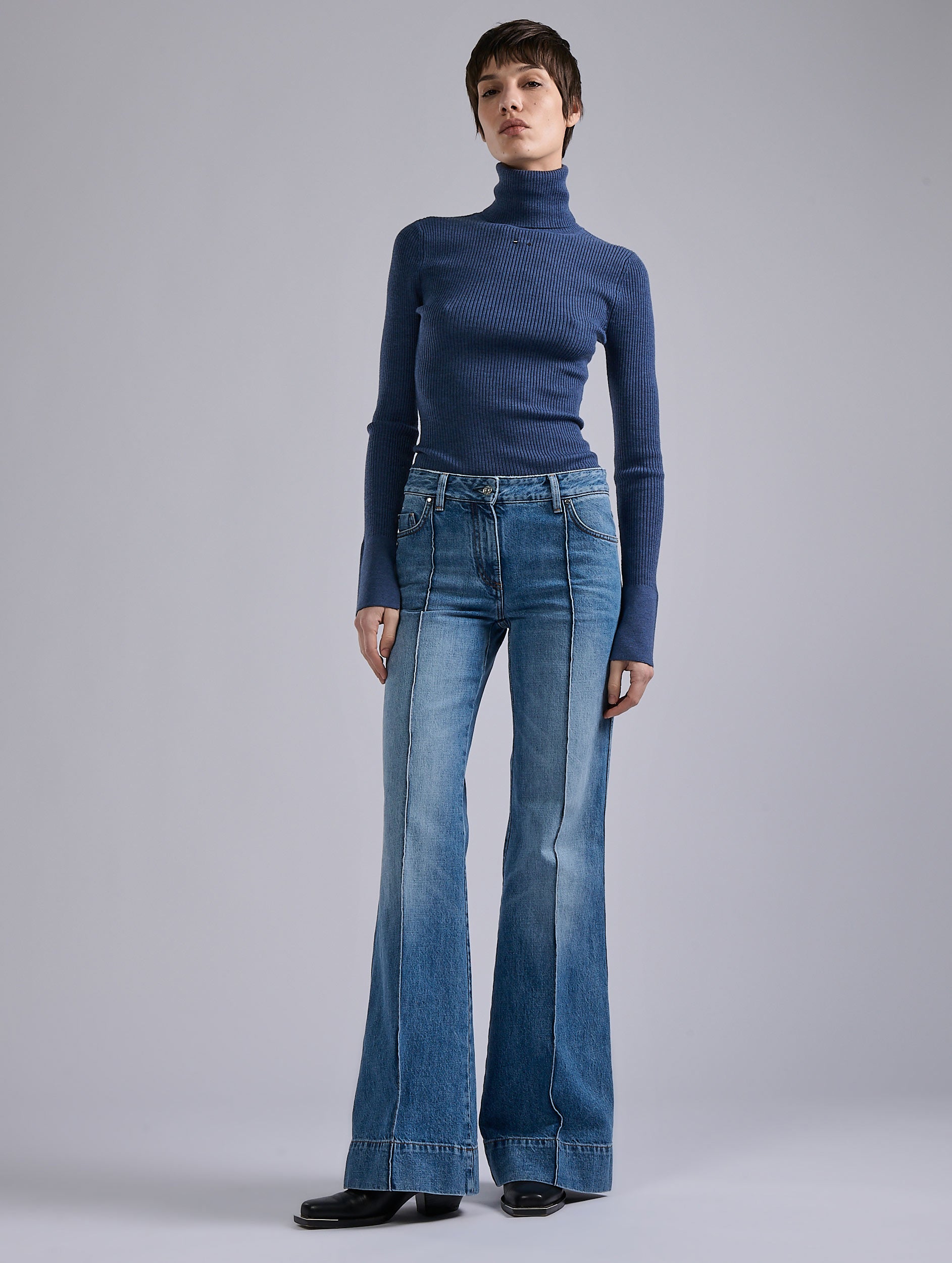 Women ready-to-wear Blue denim flare jeans BarbaraBui Official