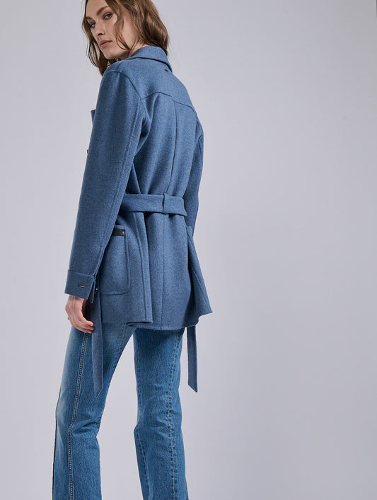 Veste ceinturée en double face laine cachemire bleu