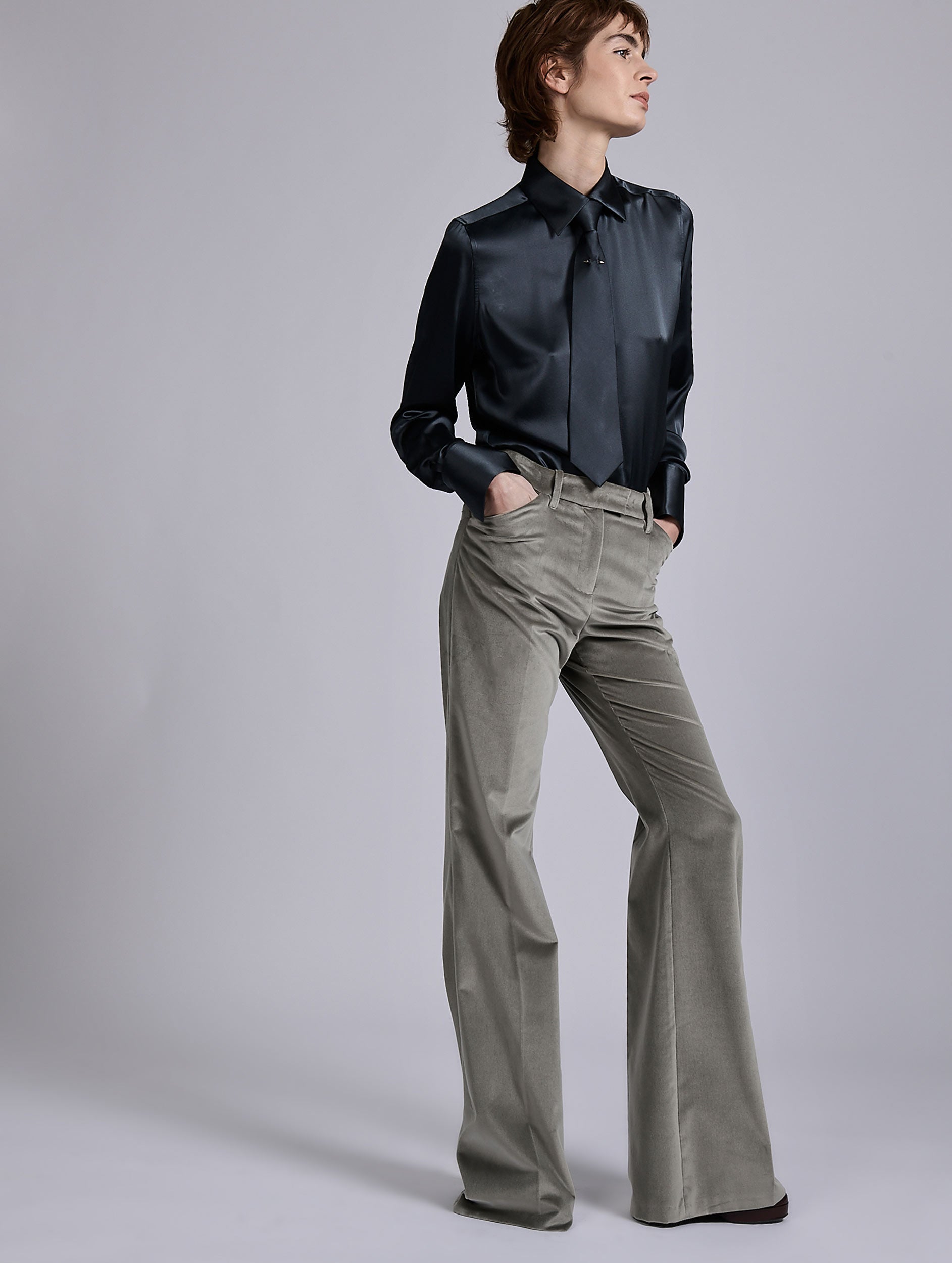 Women ready-to-wear | Grey velvet flare trousers | Barbara Bui Official Online Store Women ready-to-wear | Grey velvet flare trousers | Barbara Bui Official Online Store