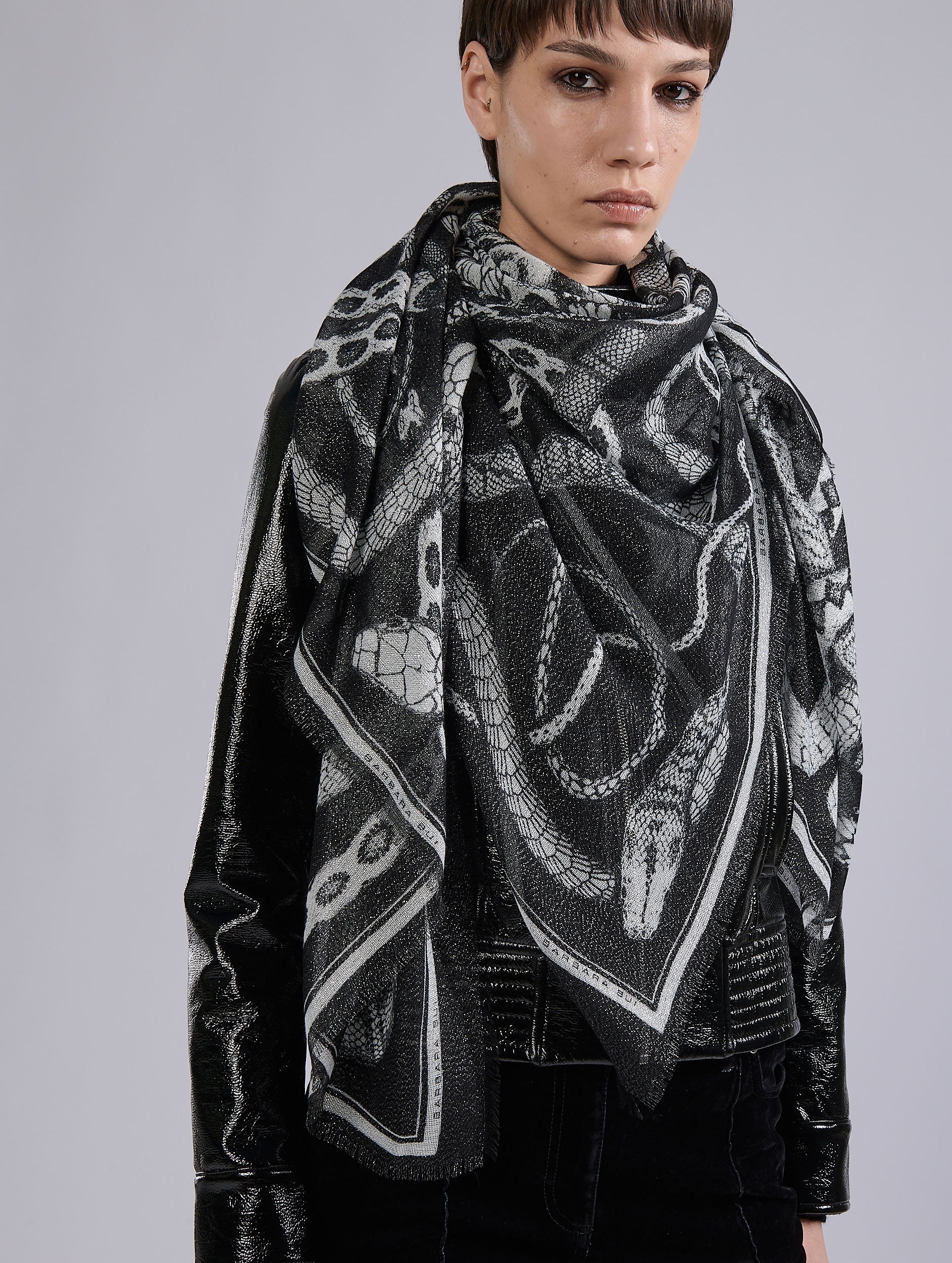 Women Accessories | Metallic snake-print scarf | Barbara Bui