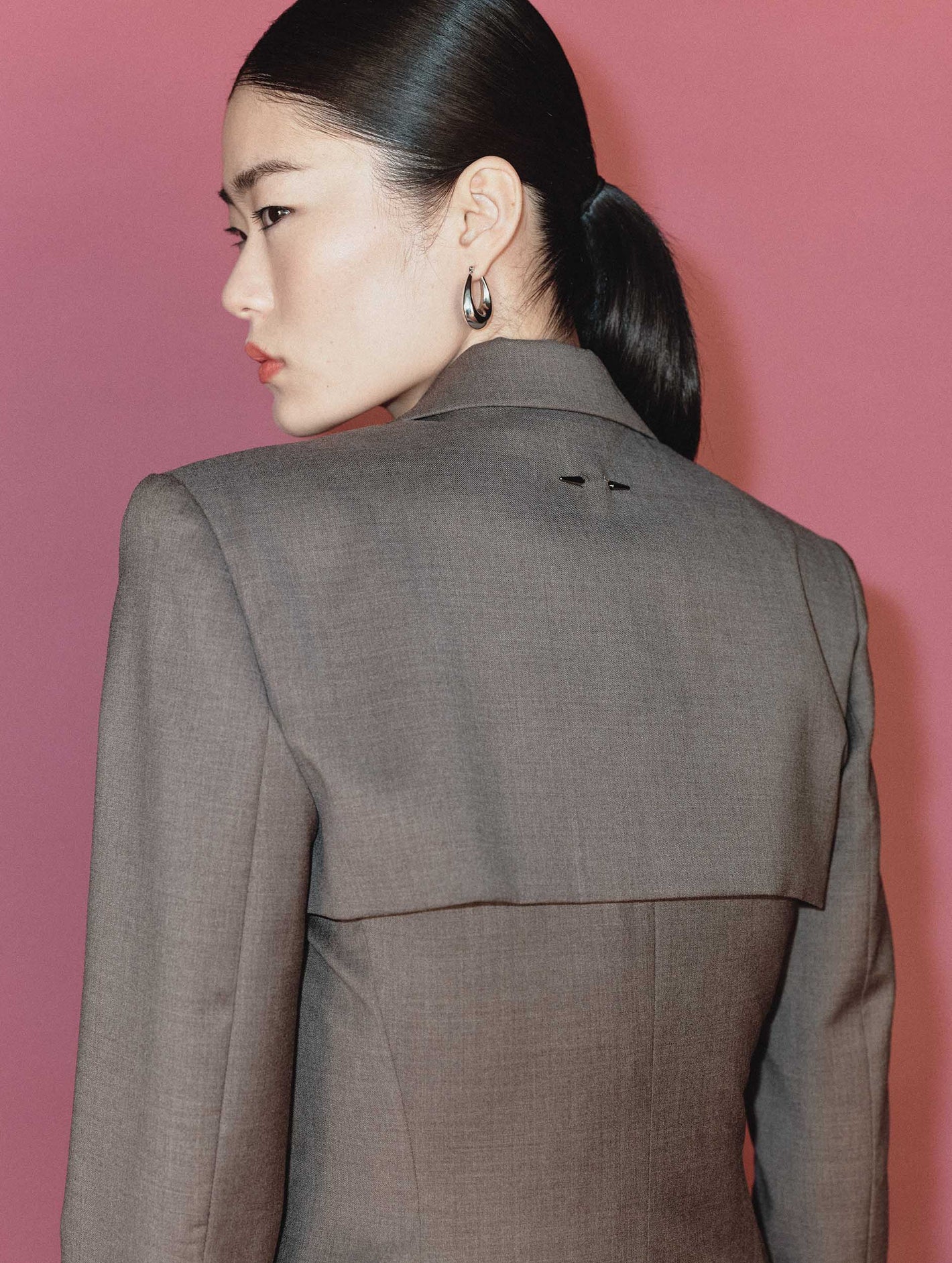 Veste cintrée en toile de laine stretch taupe