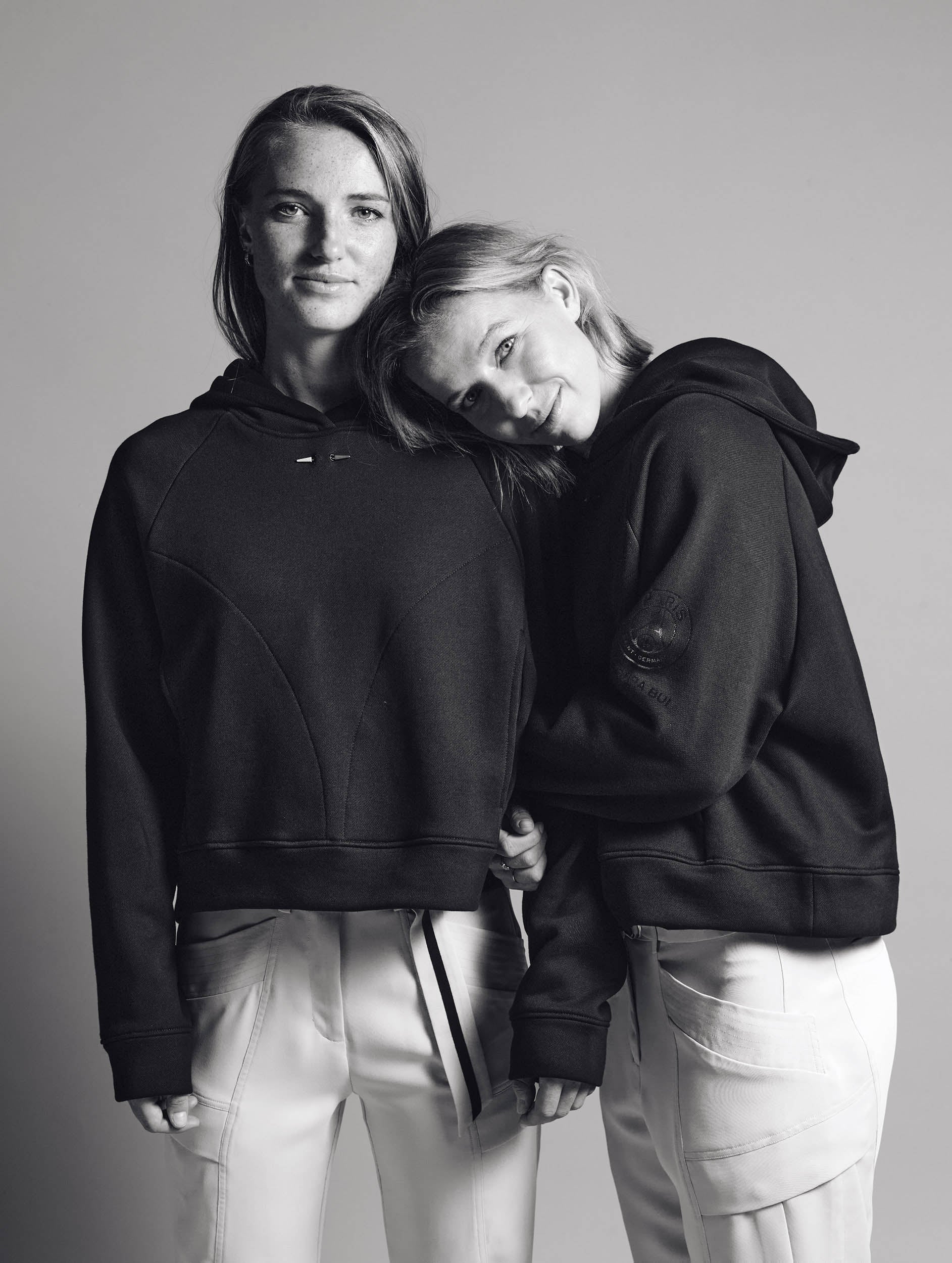 パーカー 「BARBARA BUI / バルバラ ビュイ」 PSG HOODIE E1451EM E レディース Women Ready-to-wear | Black hoodie - Barbara Bui x PSG