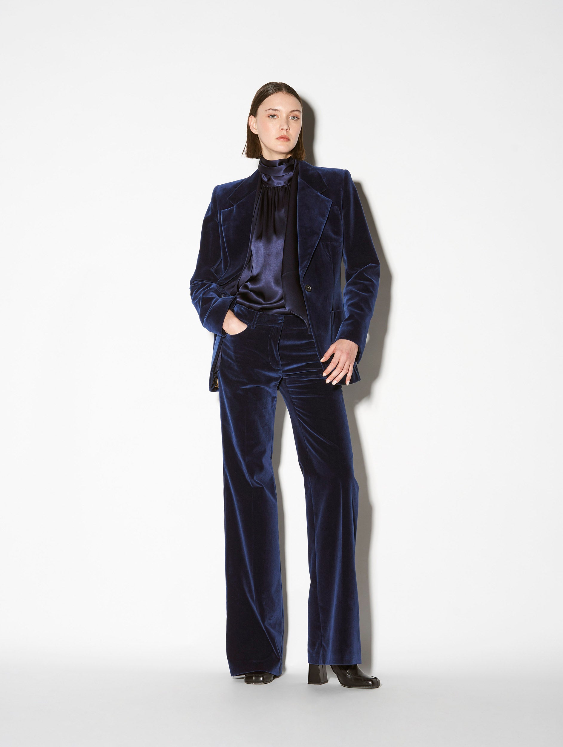 Blue velvet suit womens best sale