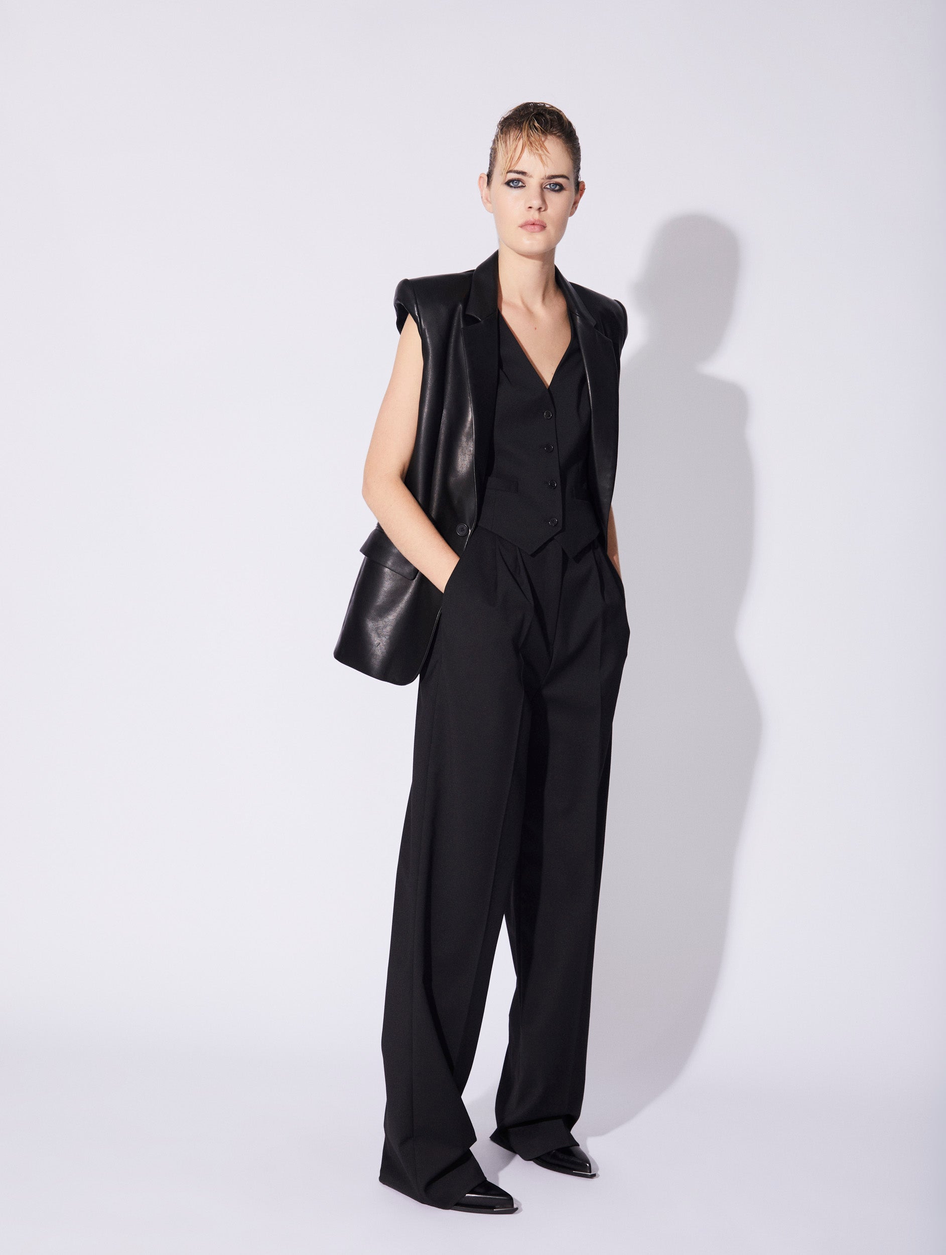 トップス old agnes b homme leather vest AGNES B. - BLACK LEATHER VEST – MENU ONLINE