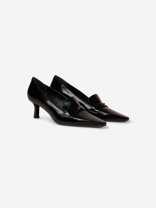 Black patent leather heeled loafers
