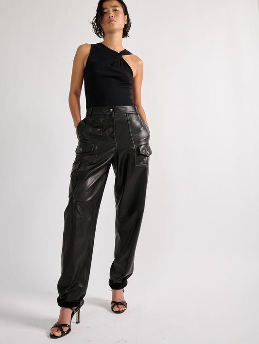 Pantalon battle en cuir plongé noir