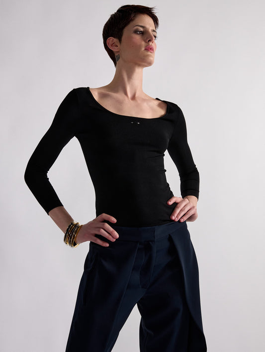 Black second-skin ballerina neckline sweater