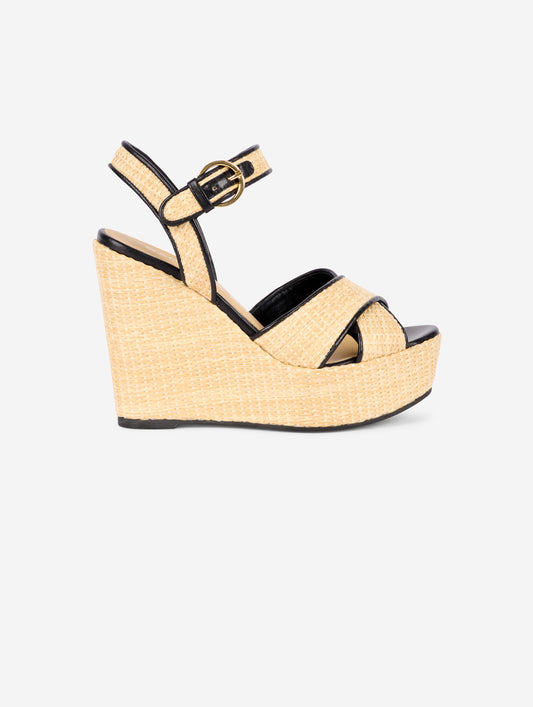 wedge sandals in natural straw 