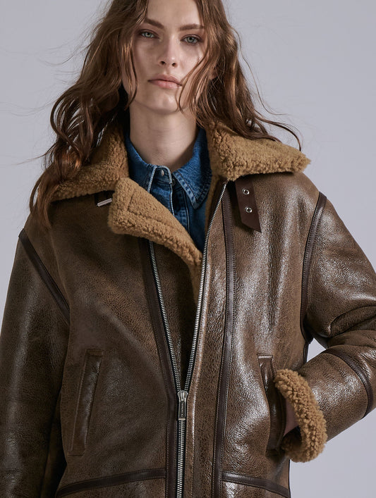 Blouson en peau lainée marron