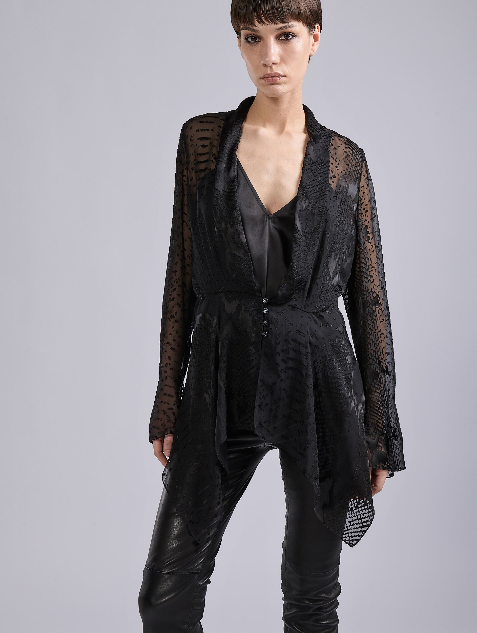 user_4493845a　　　　　　BUI de Barbara Bui Designer tops for women | Barbara Bui official Online Store