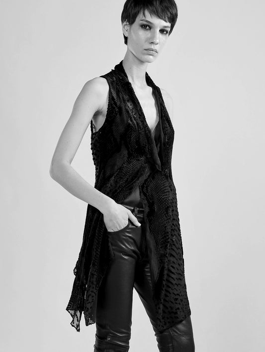 Black sleeveless top in devoré velvet python
