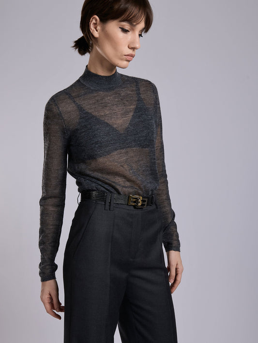 Pull col montant en maille voile gris