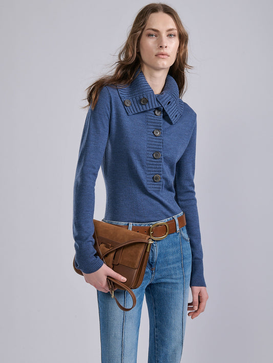 Pull à col boutonné en maille mérinos bleu