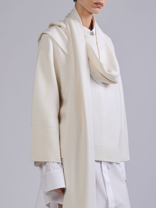 Pull à écharpe intégrée en maille mérinos écru