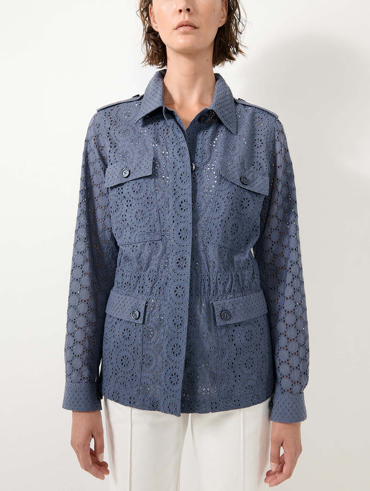 Saharienne en broderie anglaise bleu denim