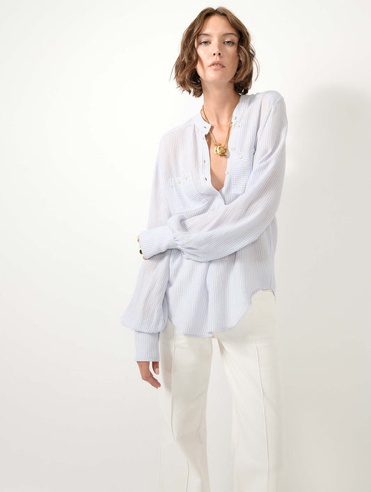 Chemise en crépon rayé bleu ciel