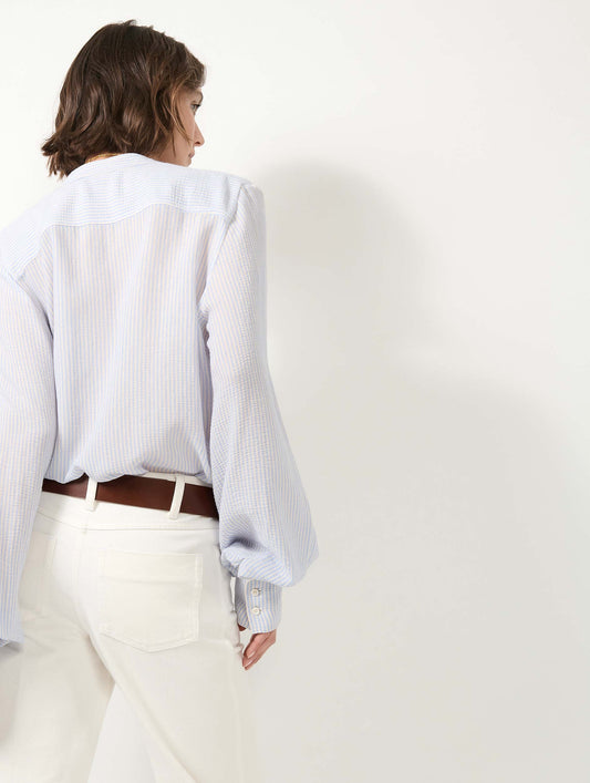 Chemise en crépon rayé bleu ciel