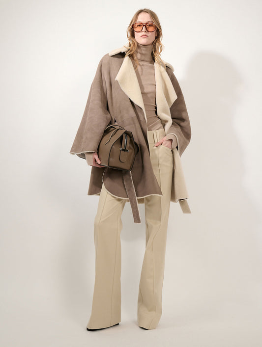 Manteau en peau lainée réversible taupe