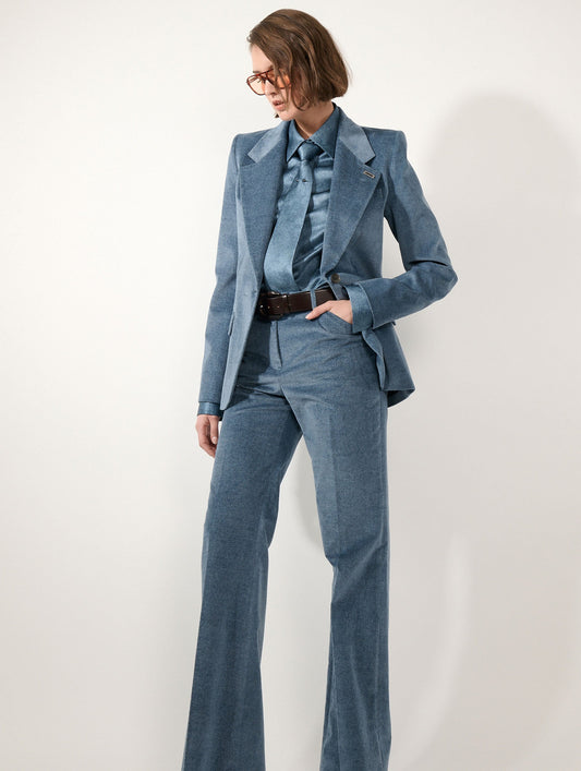 Veste cintrée en velours bleu stoné