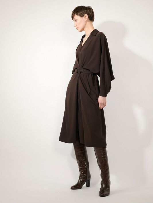 Robe ceinturée en crepe fluide moka