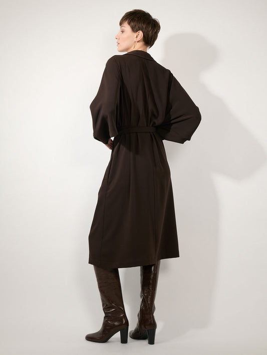 Robe ceinturée en crepe fluide moka