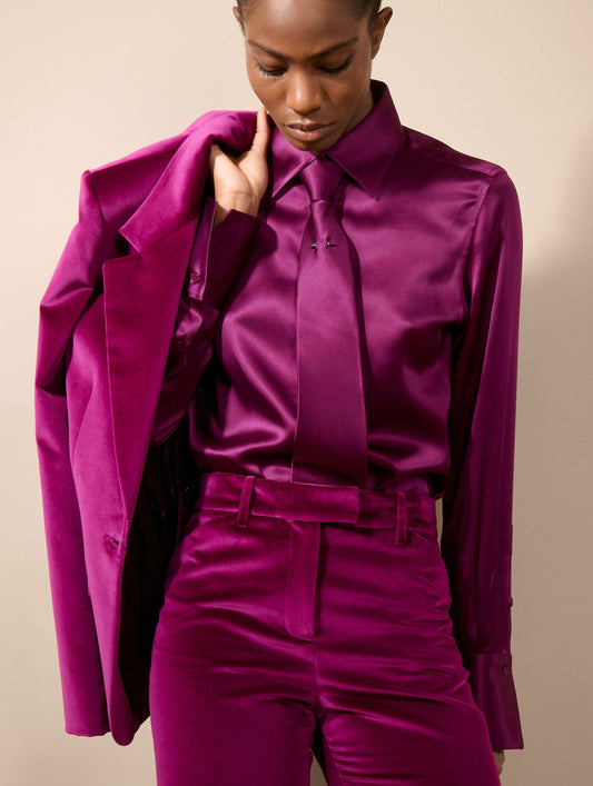 Chemise lavallière en satin de soie cyclamen