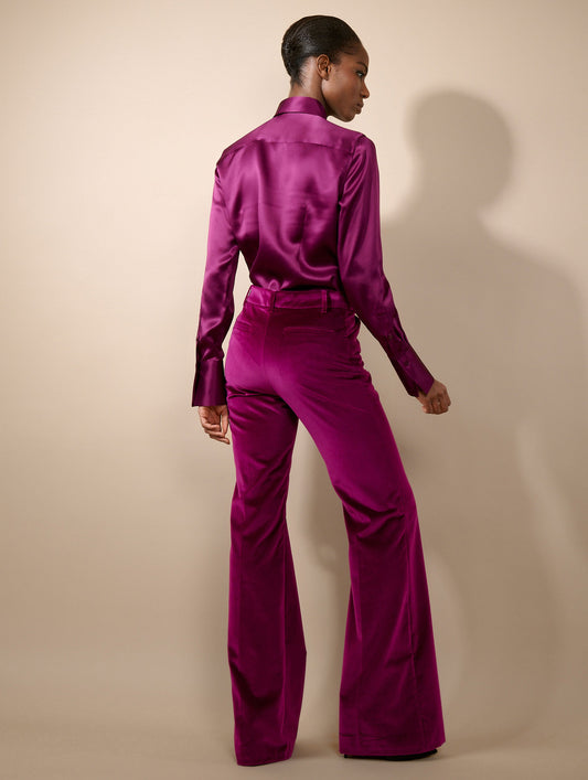 Chemise lavallière en satin de soie cyclamen