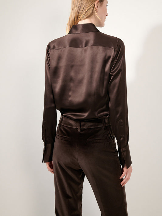 Chemise lavallière en satin de soie moka