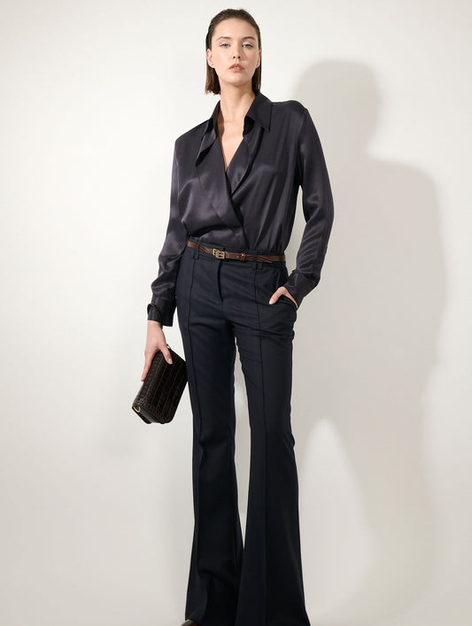 Chemise croisée en piqué de soie encre