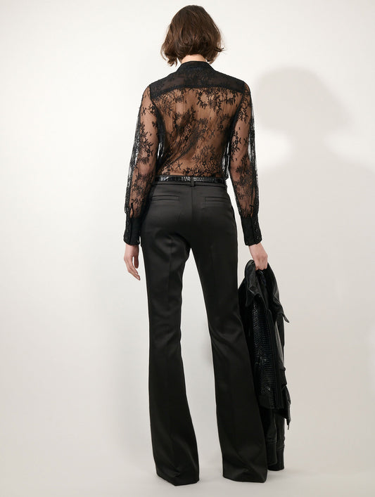 Blouse en dentelle Chantilly noire