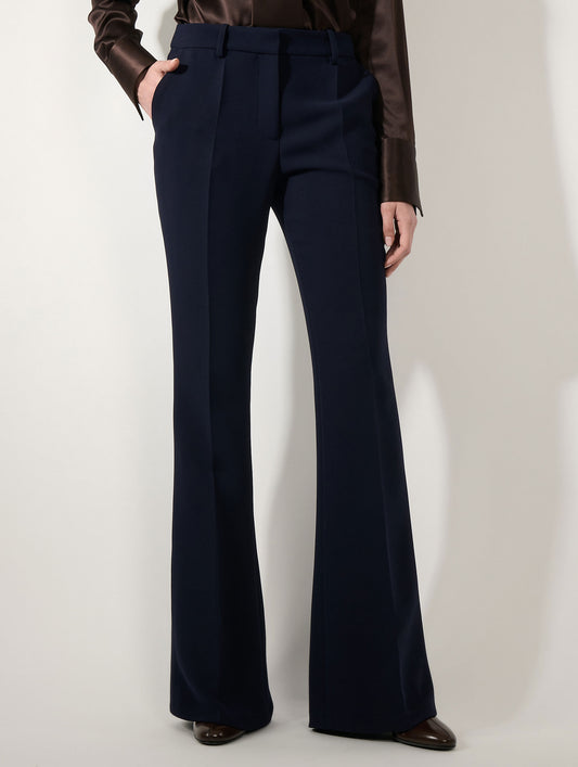 Pantalon bootleg en crepe indigo