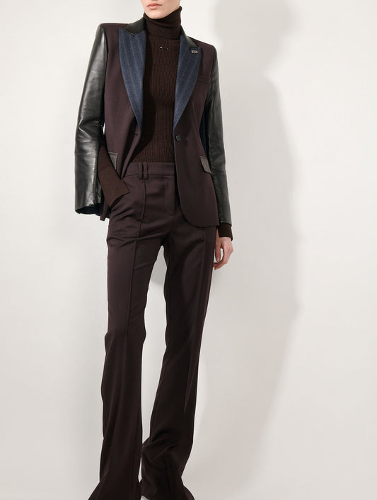 Pantalon bootleg en gabardine de laine lie de vin
