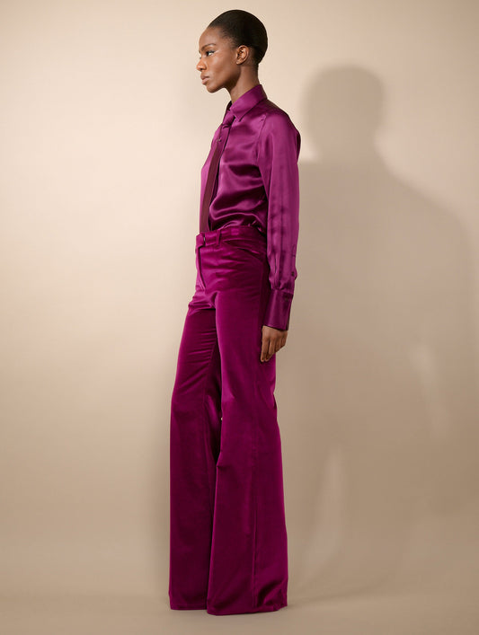 Pantalon flare en velours cyclamen