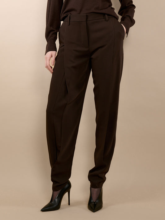 Pantalon à plis en crepe fluide moka