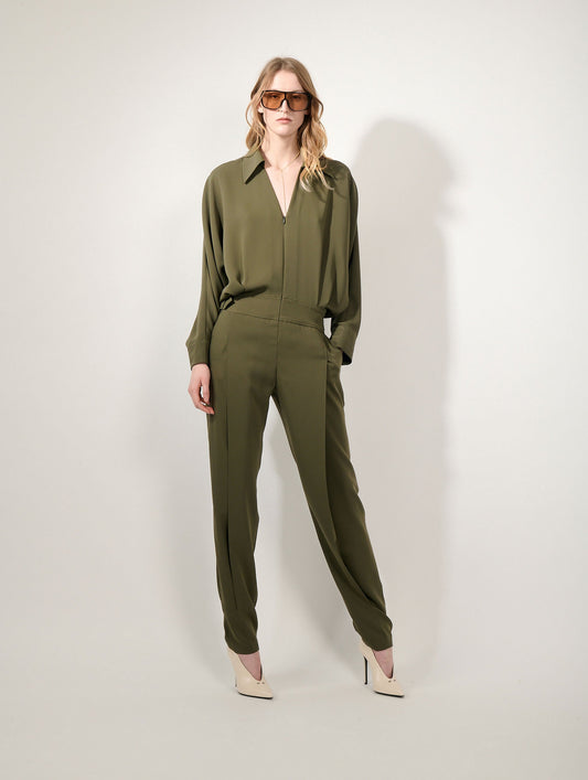 Combinaison pantalon en crepe fluide vert mousse