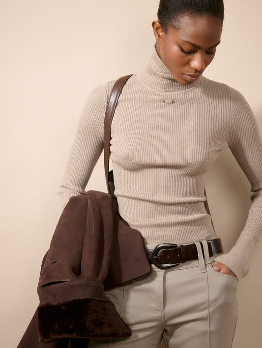 Pull à col roulé en maille mérinos sable