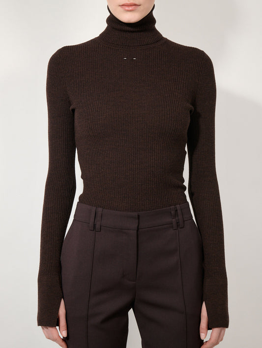 Pull à col roulé en maille mérinos marron