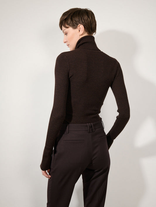 Pull à col roulé en maille mérinos marron