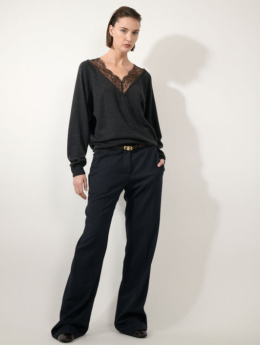 Pull col V dentelle en laine mérinos anthracite